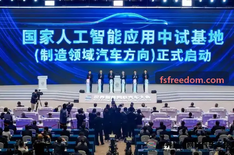 J9直营集团【CHINA】官方网站在封闭工作站内执行弧焊并配合变位机